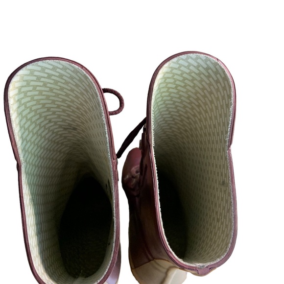 ⭐️Hunter Burgundy and Tan Heeled Boots⭐️ - Picture 11 of 15